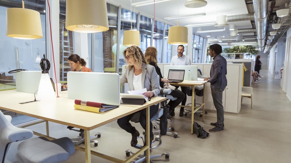 Why Coworking Dedicated Desk is the Future for Businesses?